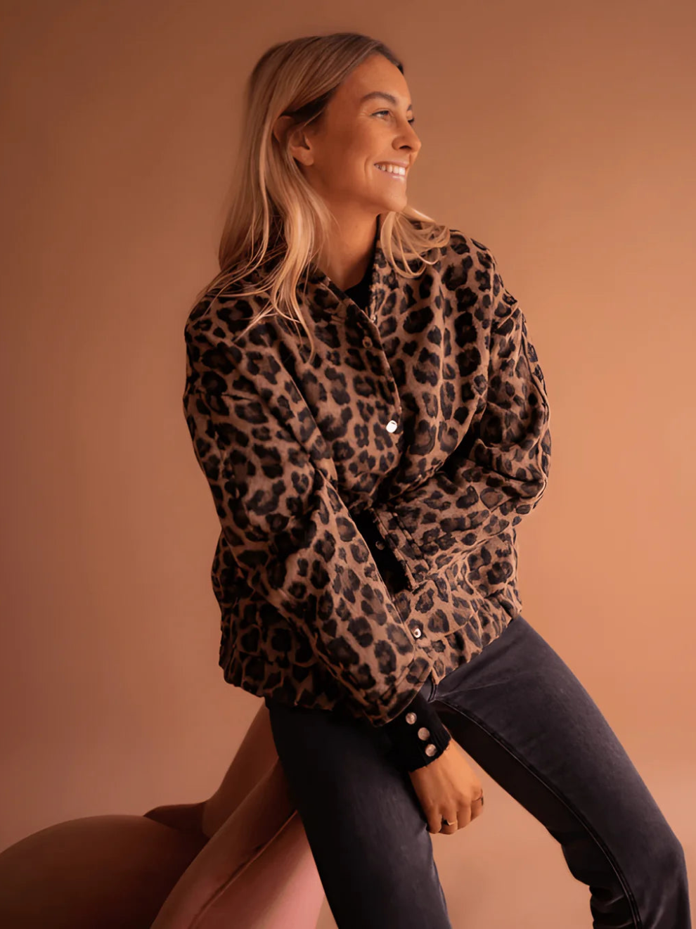 Leona™ Leopard Bomberjakke